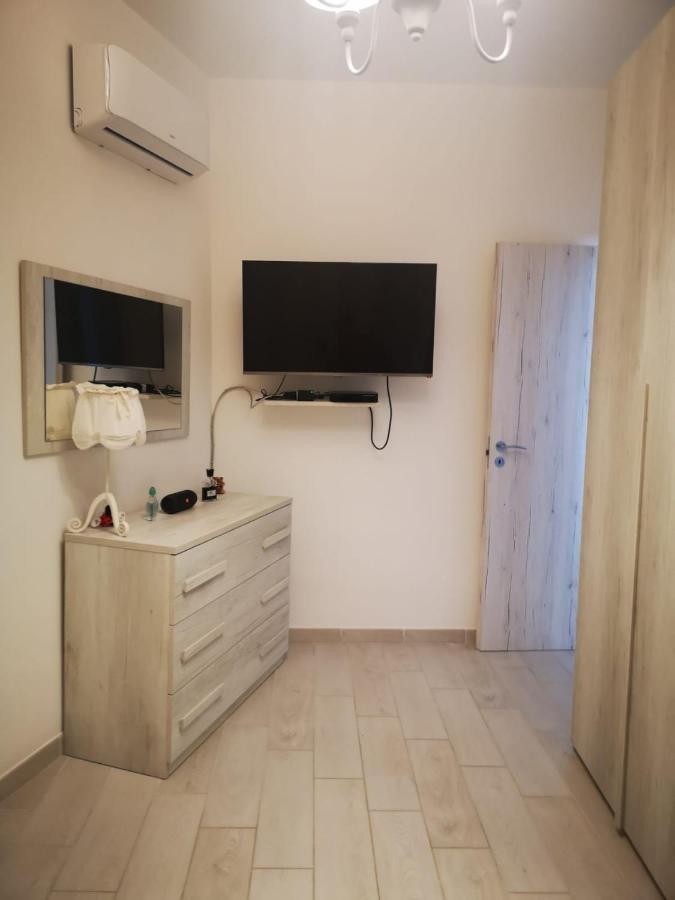 La Casetta Di Maria Apartment Santa Flavia Exterior photo